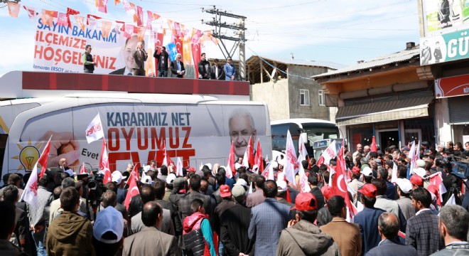 '80 milyon hepimiz kardeşiz'