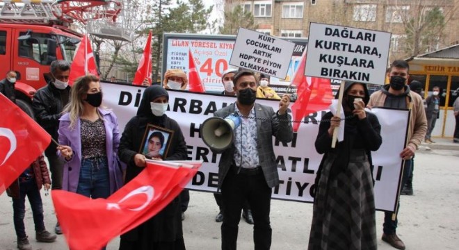 Anneler HDP'ye yürüdü