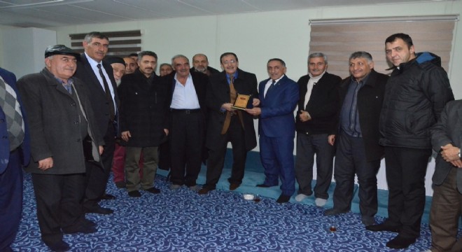 'Bir karış tahsisli arsa satmadım'