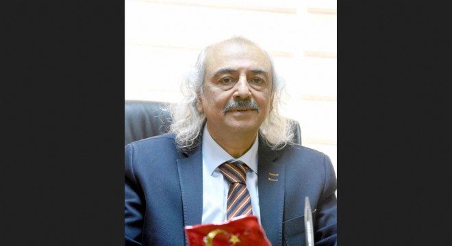 'Cumhuriyeti'mize can veren ruh, dimdik ayaktadır'