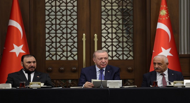 'Ehlibeyt'e hürmet ve bağlılık bu milletin özüdür'