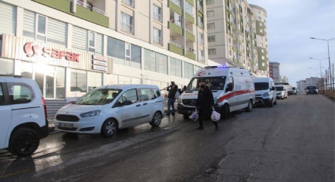 Erzurum'da 6. kattan düşen yaşlı kadın hayatını kaybetti