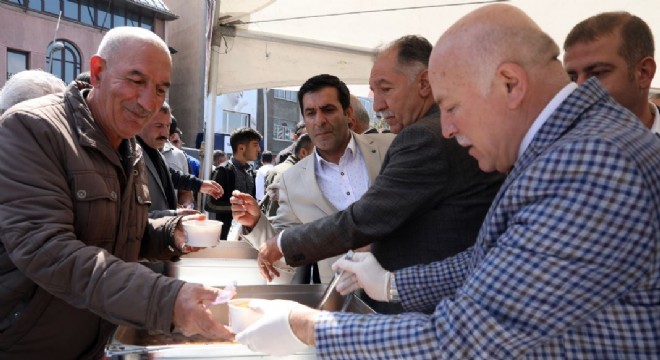 'Muharrem ayı hikmet, hak ve hakikat sofrası'