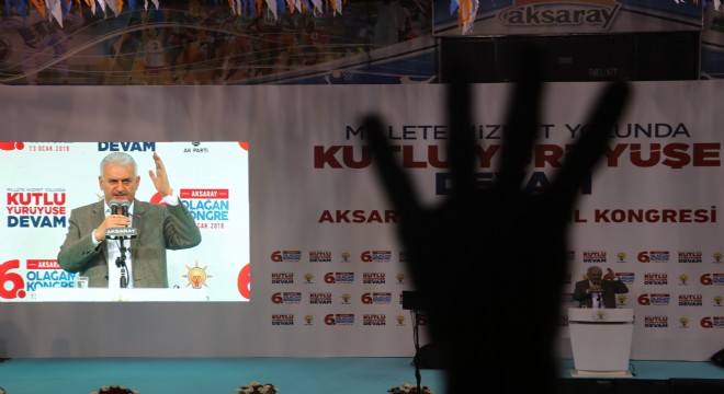 'Sizin oyunlarınız bize sökmez'