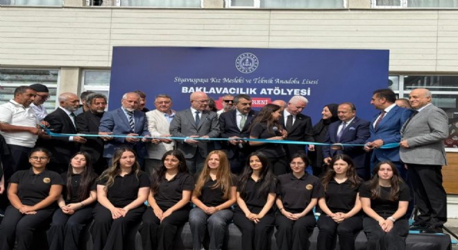 Tekin: İşimiz milli birliğimizi güçlendirecek eğitim