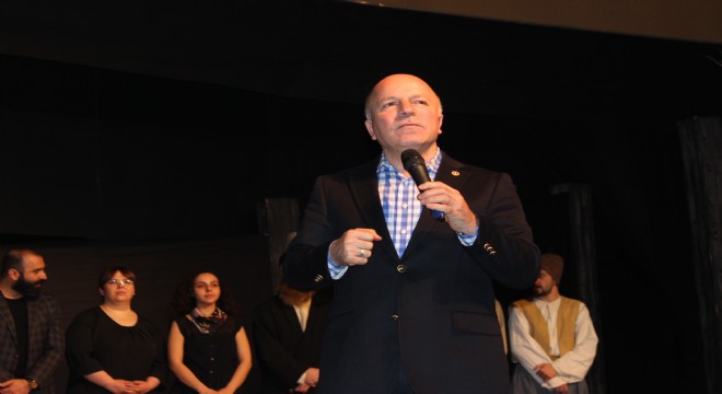 'Türkiye Atatürk'ten aldığı ilhamla geleceğe yürüyor'