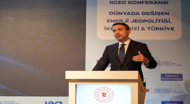 'Türkiye'nin dışa bağımlılığı yüzde 67,8'e düştü'