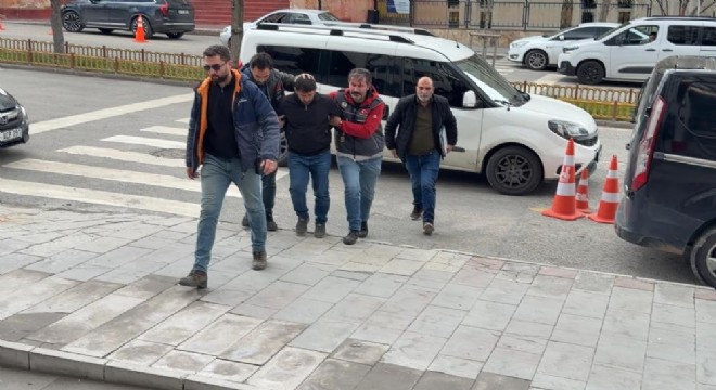 1 kişiyi öldürüp 1 kişiyi vuran zanlı Adliyeye sevk edildi