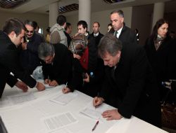 Tarihçilerden milli tepki