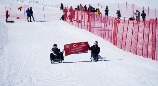 10 ilden 52 sporcu Erzurum Kızağında yarıştı