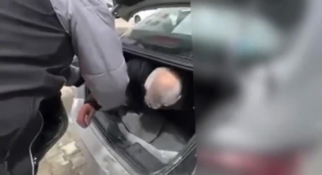 10 yıl araması olan firari bagajda yakalandı