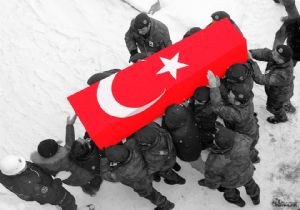 Erzurum şehidini karşıladı