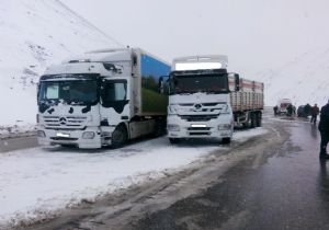 Aracına zincir takarken can verdi
