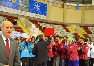 ÜNİLİG Kış Sporları Turnuvası tamamlandı