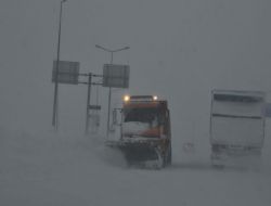 112 acil servis 5 hastayı kurtardı