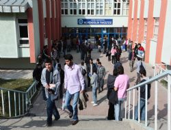 12 bin 600 öğrenci Yaz Okulu'nda