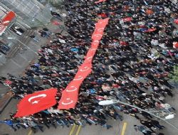 ‘Terörü lanetliyoruz'