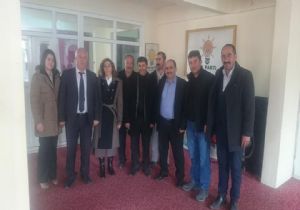 Ağar seçmenlerle istişare etti