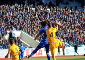 Erzurumspor 7'de 3 yaptı