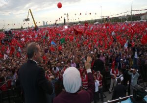 'Yattığımız toprak belli, tuttuğumuz bayrak belli'