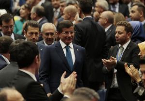 'AK Parti siyasi istikrarın teminatı'