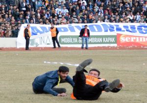Bu adam dadaş olamaz..!