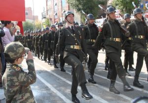 ‘Şehitler Ölmez, Vatan Bölünmez'