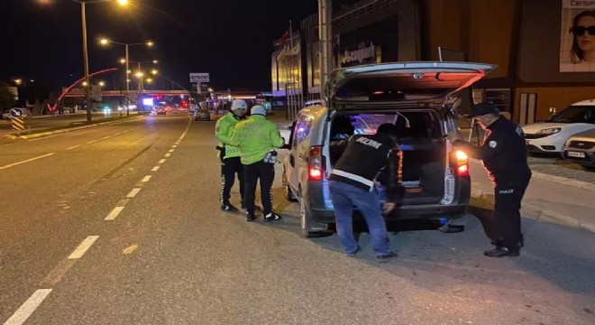 2 adet el bombası ele geçirildi