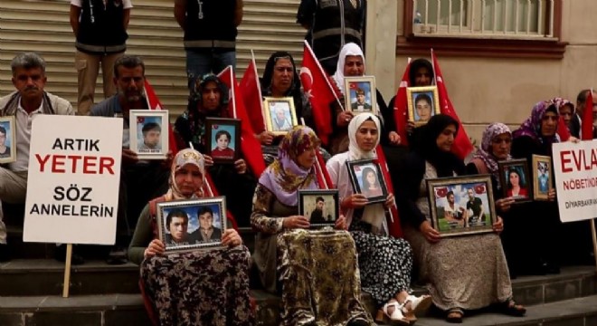 ‘2 gülüm vardı, biri mezarda kurudu, biri dağda soldu'