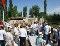 Hakmehmet şehitleri rahmetle anıldı