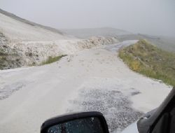 Sel ulaşımı vurdu