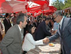 AK Partililer bayramlaştı 