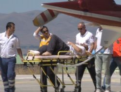 Ambulans helikopter can kurtardı
