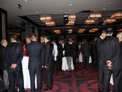 Protokol resepsiyonda buluştu