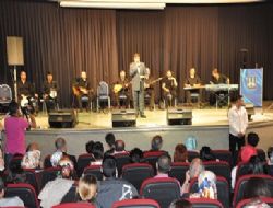 Nevra ve Emre'ye sanat desteği