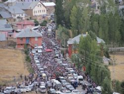 Bayburt şehidini uğurladı 