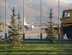 Valilikten uçak açıklaması