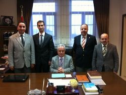 Eğitimcilerden ETÜ'ye destek