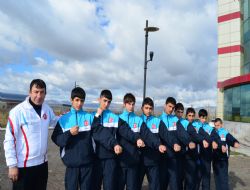Gürcistan'dan şampiyon döndüler