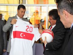 Efsane Kaptan Erzurum'daydı