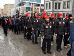 İzciler Kahraman ecdat yolunda