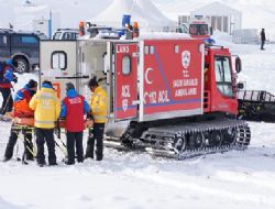 Karüstü ambulans can kurtardı