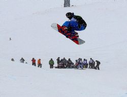 Palandöken'de snowboard fırtınası