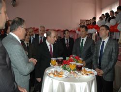 ‘Okullar Kitap Dolsun. Kitaplar Hayat Bulsun'