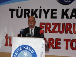 ‘Başörtüsü zulmü sona ersin'