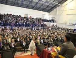 Aminler göğe yükseldi