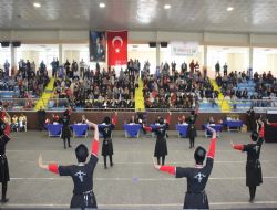 Davul vurdu, bar tutuldu…