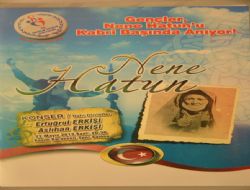 Abide Ana'ya görkemli anma