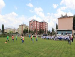 Aziziye'den Futbol Okulu