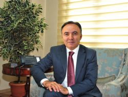 Altıparmak'tan basına övgü